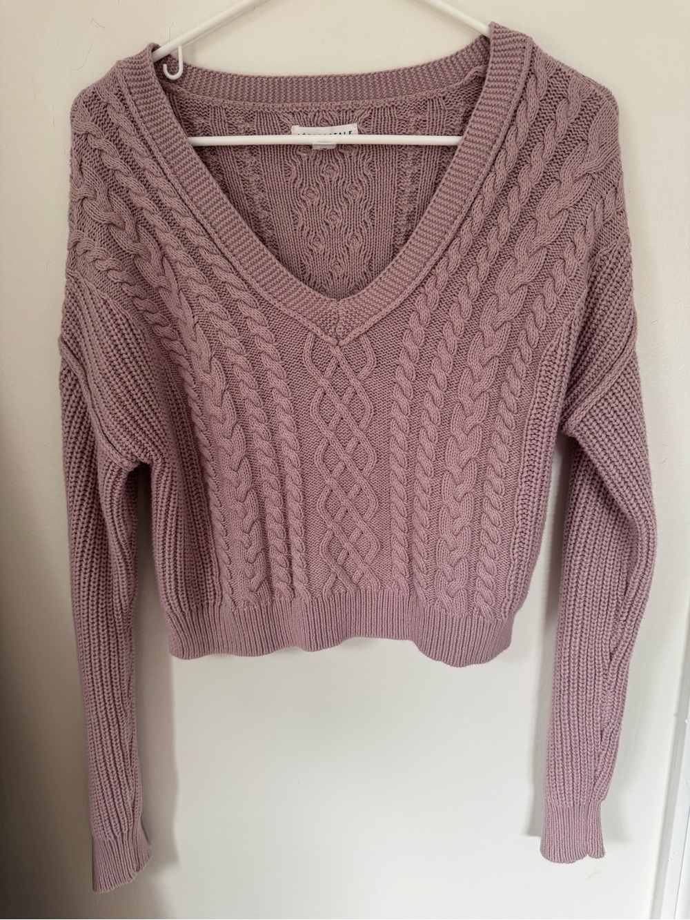 Aeropostale Mauve Purple V Neck Cable Knit Sweater